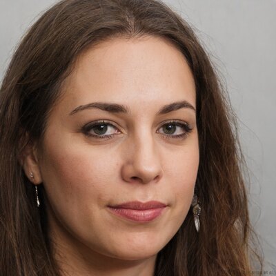 Claudia Peña, Founder & Immigration Advisor